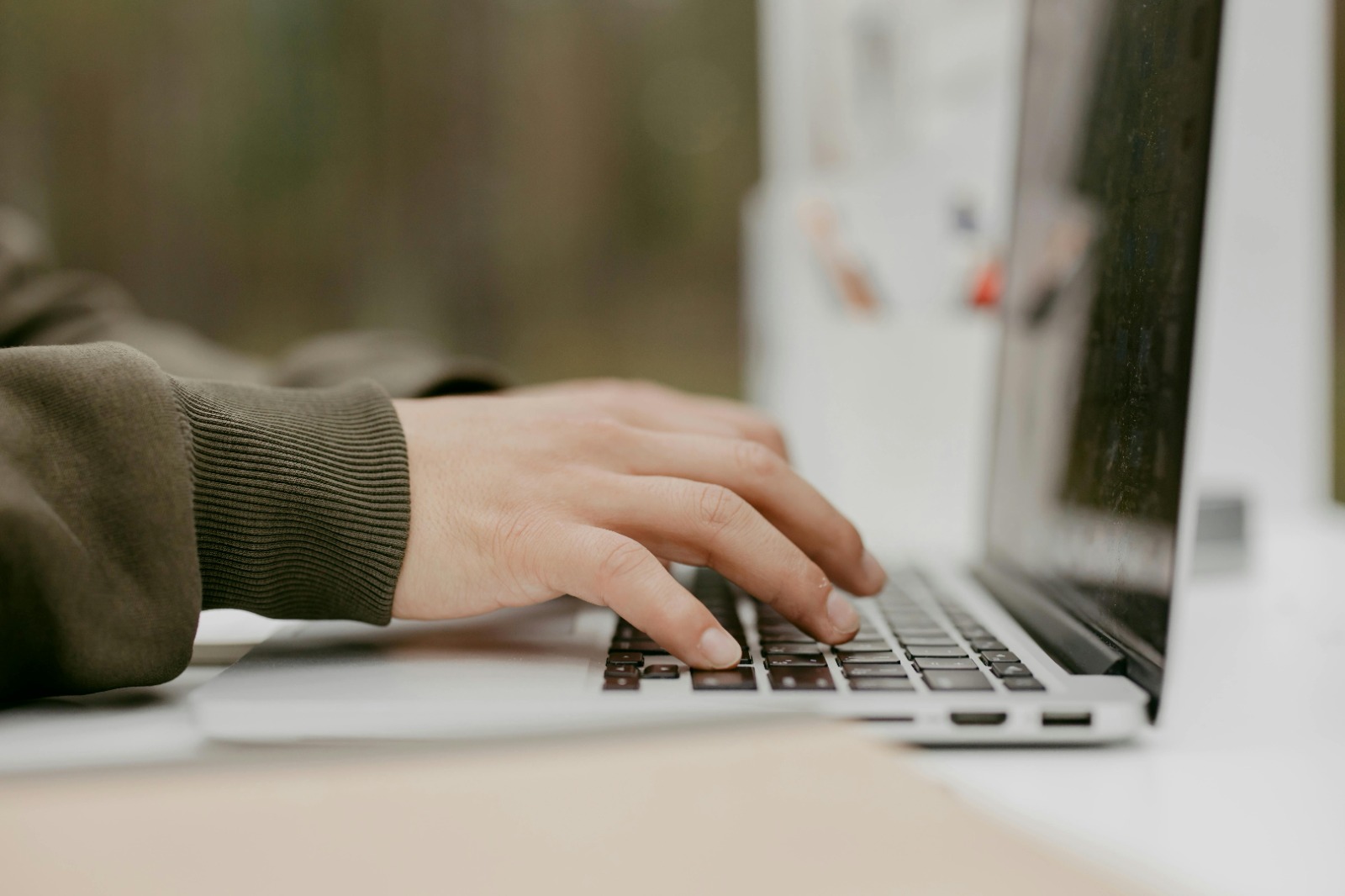 Safely Rent LinkedIn Account for Multi-Agent Campaigns